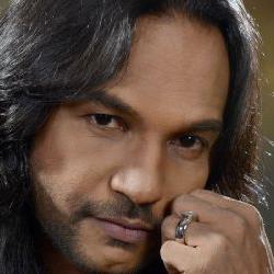 Download Guru Para Digata - Athula Adikari Mp3 Song for free. Latest Sinhala music available on SriTune.