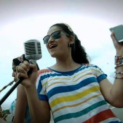 Download Shake Karanna - NDB & Prageeeth Prasanjaya Mp3 Song for free. Latest Sinhala music available on SriTune.
