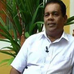 Download Yanawita Pare Ukula Natana Thale - Walter Fernando Mp3 Song for free. Latest Sinhala music available on SriTune.